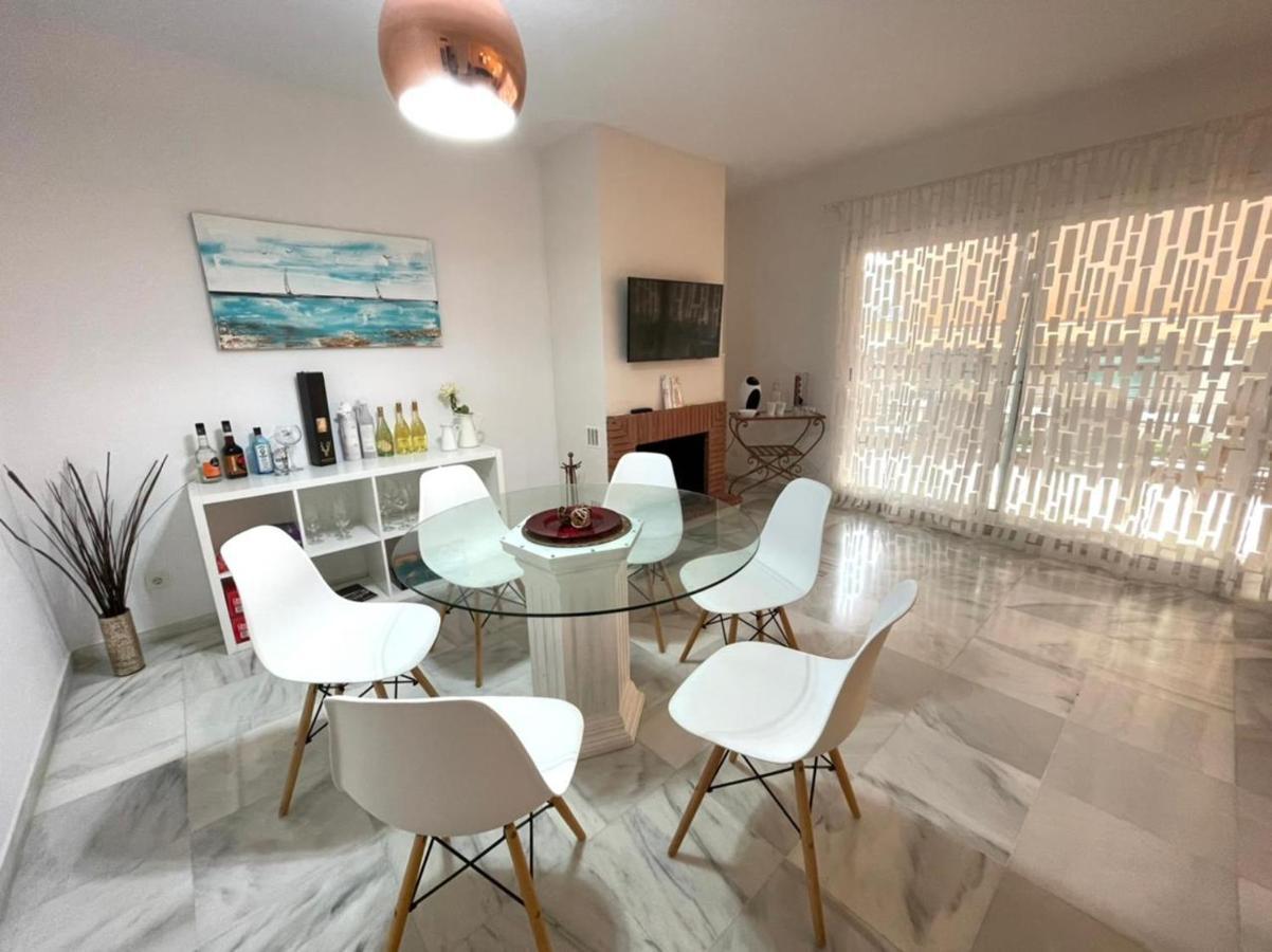 Amazing Apartment For Families Up To 6 Persons Беналмадена Екстериор снимка