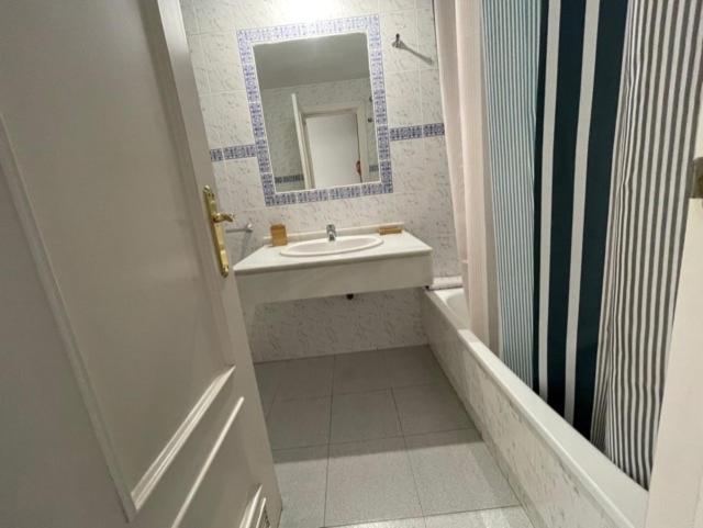 Amazing Apartment For Families Up To 6 Persons Беналмадена Екстериор снимка